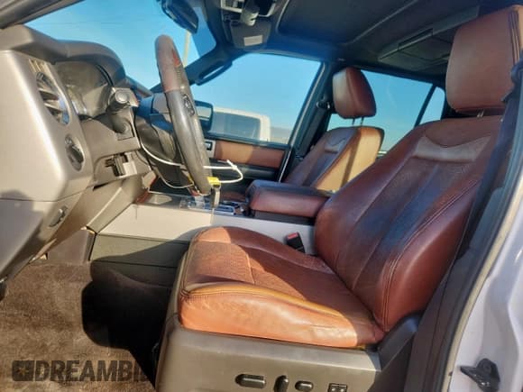 ✅ 2010 Ford Expedition Max XLT • VIN: 1FMJK1H51AEB60232 • Lot: 91884055. Listed on Copart with 185,129 mi. Free auction sales archive from the USA and detailed vehicle history report at DreamBid. Image 7.