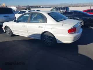 2004 Hyundai Sonata с VIN KMHWF25S84A016263, выставлен на аукционе IAAI как лот 41767003 с пробегом 140 301 миль миль и . История ставок и продаж доступна на DreamBid. Изображение 3.