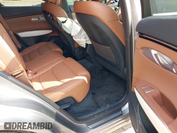 ✅ 2026 Genesis GV70 Advanced • VIN: 5NMMBDTB8TH038869 • Lot: 43291363. Wystawiony na IAAI z przebiegiem 3 172 mil. Bezpłatny archiwum sprzedaży aukcyjnych z USA i szczegółowy raport historii pojazdu na DreamBid. Zdjęcie 8.