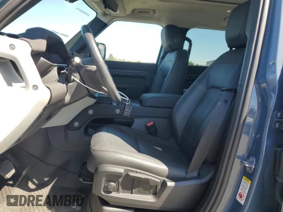 ✅ 2022 Land Rover Defender S • VIN: SALEJ7RX9N2079099 • Lot: 61398115. Listed on Copart with 46,363 mi. Free auction sales archive from the USA and detailed vehicle history report at DreamBid. Image 7.