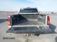 ✅ 2005 GMC Sierra 1500 SLT • VIN: 2GTEK13T651224641 • Лот: 43649654. Опубликован ранее на IAAI с пробегом 232 970 миль. Бесплатный доступ к архиву аукционных продаж из США и подробный отчёт об истории автомобиля на DreamBid. Изображение 17.