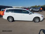 ✅ 2008 Volvo V70 • VIN: YV1BW982781040660 • Lot: 43834823. Listed on IAAI with 100,463 mi. Free auction sales archive from the USA and detailed vehicle history report at DreamBid. Image 13.