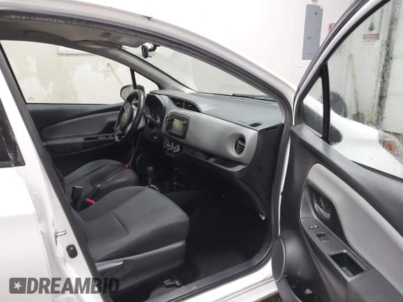 ✅ 2015 Toyota Yaris L • VIN: VNKKTUD38FA041109 • Lot: 42565781. Listed on IAAI with 124,929 mi. Free auction sales archive from the USA and detailed vehicle history report at DreamBid. Image 5.