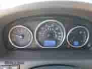 2011 Hyundai Veracruz GLS z VIN KM8NUDCC7BU146278, wystawiony jako Copart lot #88721405 z przebiegiem 130 249 mil mil oraz Szkoda całkowita • Salvage title. Historia ofert i sprzedaży dostępna na DreamBid. Obrazek 9.