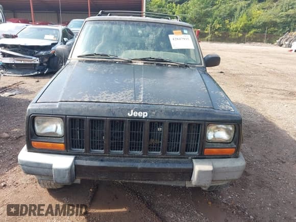 ✅ 1999 Jeep Cherokee Sport • VIN: 1J4FF68S4XL662796 • Лот: 42847935. Опубликован ранее на IAAI с пробегом Не указан. Бесплатный доступ к архиву аукционных продаж из США и подробный отчёт об истории автомобиля на DreamBid. Изображение 6.
