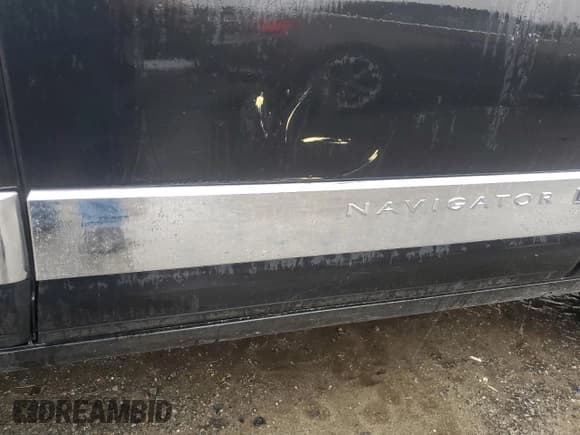 ✅ 2011 Lincoln Navigator • VIN: 5LMJJ3H56BEJ03280 • Лот: 68878464. Опубликован ранее на Copart с пробегом 253 160 миль. Бесплатный доступ к архиву аукционных продаж из США и подробный отчёт об истории автомобиля на DreamBid. Изображение 13.