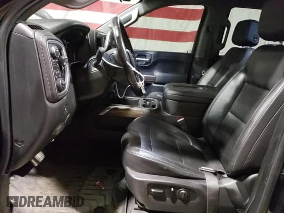 ✅ 2020 Chevrolet Silverado 1500 RST • VIN: 1GCUYEED0LZ110002 • Lot: 53970645. Listed on Copart with 84,156 mi. Free auction sales archive from the USA and detailed vehicle history report at DreamBid. Image 7.