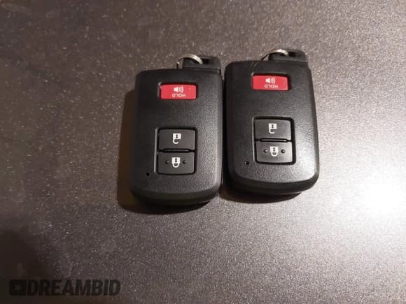 ✅ 2019 Toyota Highlander Hybrid LE • VIN: 5TDBGRFH3KS076303 • Лот: 41770576. Опубликован ранее на IAAI с пробегом 15 591 миль. Бесплатный доступ к архиву аукционных продаж из США и подробный отчёт об истории автомобиля на DreamBid. Изображение 11.