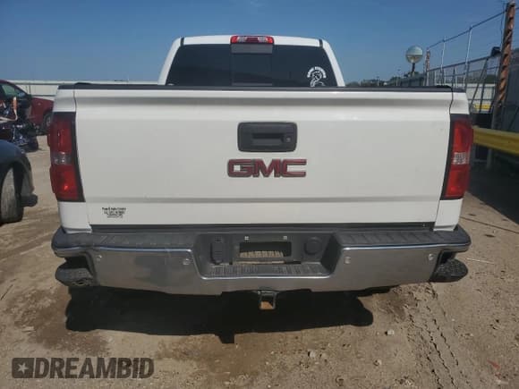 ✅ 2014 GMC Sierra 1500 SLT • VIN: 3GTU2VEC5EG102411 • Lot: 80066625. Listed on Copart with 202,210 mi. Free auction sales archive from the USA and detailed vehicle history report at DreamBid. Image 6.