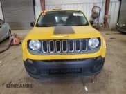 ✅ 2015 Jeep Renegade Sport • VIN: ZACCJAAH1FPB93637 • Lot: 51826365. Wystawiony na Copart z przebiegiem 139 223 mil. Bezpłatny archiwum sprzedaży aukcyjnych z USA i szczegółowy raport historii pojazdu na DreamBid. Zdjęcie 5.
