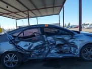 ✅ 2017 Hyundai Elantra SE • VIN: 5NPD84LF3HH040881 • Lot: 43450542. Listed on IAAI with 206,593 mi. Free auction sales archive from the USA and detailed vehicle history report at DreamBid. Image 6.