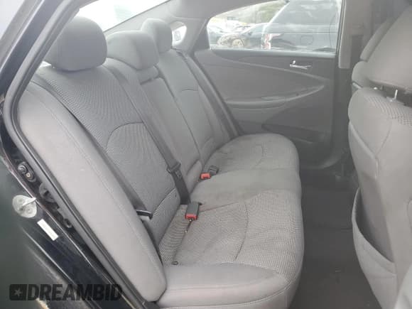 ✅ 2011 Hyundai Sonata GLS • VIN: 5NPEB4AC7BH099521 • Lot: 45492414. Listed on Copart with 219,391 mi. Free auction sales archive from the USA and detailed vehicle history report at DreamBid. Image 10.