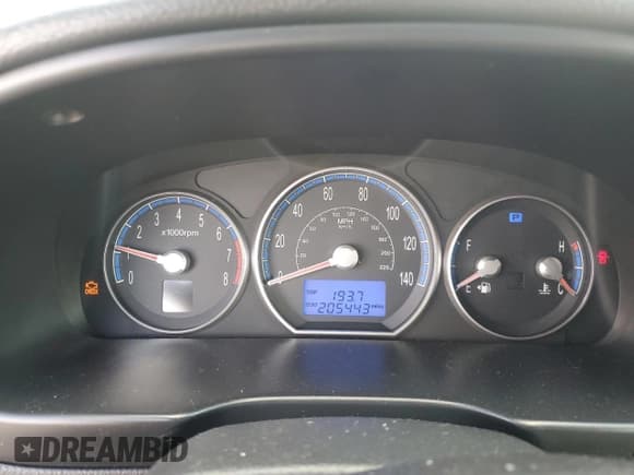 ✅ 2007 Hyundai Santa Fe SE • VIN: 5NMSH73E07H021779 • Lot: 81093694. Listed on Copart with 205,443 mi. Free auction sales archive from the USA and detailed vehicle history report at DreamBid. Image 9.