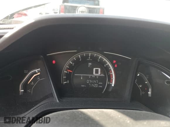 ✅ 2018 Honda Civic LX • VIN: 2HGFC4B53JH306304 • Lot: 71945505. Wystawiony na Copart z przebiegiem 74 147 mil. Bezpłatny archiwum sprzedaży aukcyjnych z USA i szczegółowy raport historii pojazdu na DreamBid. Zdjęcie 9.