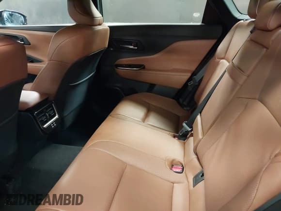 ✅ 2025 Toyota Crown XLE • VIN: JTDACAAJ6S3009408 • Lot: 41343056. Listed on IAAI with 1,244 mi. Free auction sales archive from the USA and detailed vehicle history report at DreamBid. Image 8.