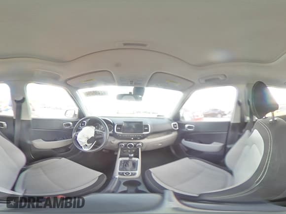 ✅ 2021 Hyundai Venue SEL • VIN: KMHRC8A35MU094327 • Lot: 82430294. Wystawiony na Copart z przebiegiem 36 317 mil. Bezpłatny archiwum sprzedaży aukcyjnych z USA i szczegółowy raport historii pojazdu na DreamBid. Zdjęcie 13.