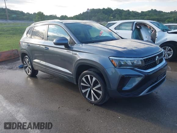 ✅ 2022 Volkswagen Taos SE • VIN: 3VVSX7B29NM072252 • Lot: 42349027. Listed on IAAI with 53,417 mi. Free auction sales archive from the USA and detailed vehicle history report at DreamBid. Image 1.