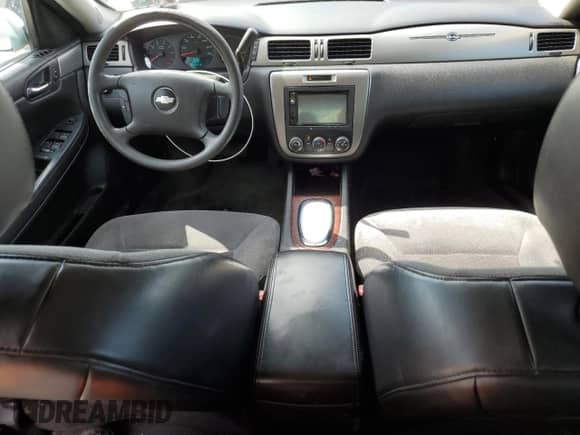 2012 Chevrolet Impala Police Police с VIN 2G1WD5E38C1159770, выставлен на аукционе Copart как лот 55754865 с пробегом 182 397 миль миль и Списание • Salvage title. История ставок и продаж доступна на DreamBid. Изображение 8.