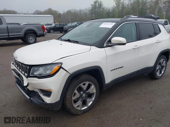 ✅ 2020 Jeep Compass Limited • VIN: 3C4NJDCB0LT233570 • Lot: 42182241. Listed on IAAI with 59,858 mi. Free auction sales archive from the USA and detailed vehicle history report at DreamBid. Image 2.