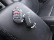 ✅ 2022 Jeep Wrangler Unlimited Sahara • VIN: 1C4HJXEG4NW186063 • Lot: 40927600. Wystawiony na IAAI z przebiegiem 22 430 mil. Bezpłatny archiwum sprzedaży aukcyjnych z USA i szczegółowy raport historii pojazdu na DreamBid. Zdjęcie 11.