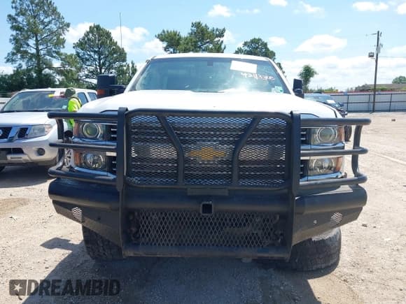 ✅ 2018 Chevrolet Silverado 2500HD Work Truck • VIN: 1GC1KUEG8JF211277 • Lot: 42113305. Listed on IAAI with 210,592 mi. Free auction sales archive from the USA and detailed vehicle history report at DreamBid. Image 12.