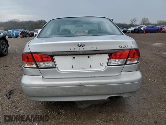 ✅ 2002 Infiniti G20 Luxury • VIN: JNKCP11A72T507144 • Лот: 54208075. Опубликован ранее на Copart с пробегом 189 441 миль. Бесплатный доступ к архиву аукционных продаж из США и подробный отчёт об истории автомобиля на DreamBid. Изображение 6.