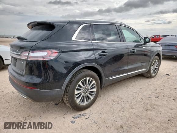 ✅ 2020 Lincoln Nautilus Standard • VIN: 2LMPJ8J92LBL31673 • Lot: 61266845. Listed on Copart with 51,961 mi. Free auction sales archive from the USA and detailed vehicle history report at DreamBid. Image 3.