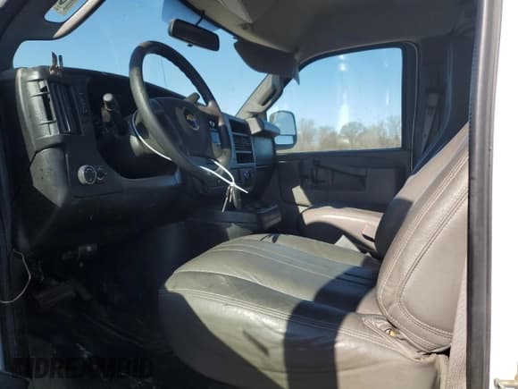 ✅ 2017 Chevrolet Express Cargo • VIN: 1GCZGGFG8H1120344 • Lot: 85590944. Listed on Copart with Not provided. Free auction sales archive from the USA and detailed vehicle history report at DreamBid. Image 7.