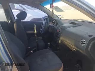 ✅ 2006 Chevrolet Aveo LT • VIN: KL1TG56666B600429 • Lot: 43103604. Wystawiony na IAAI z przebiegiem 83 477 mil. Bezpłatny archiwum sprzedaży aukcyjnych z USA i szczegółowy raport historii pojazdu na DreamBid. Zdjęcie 5.