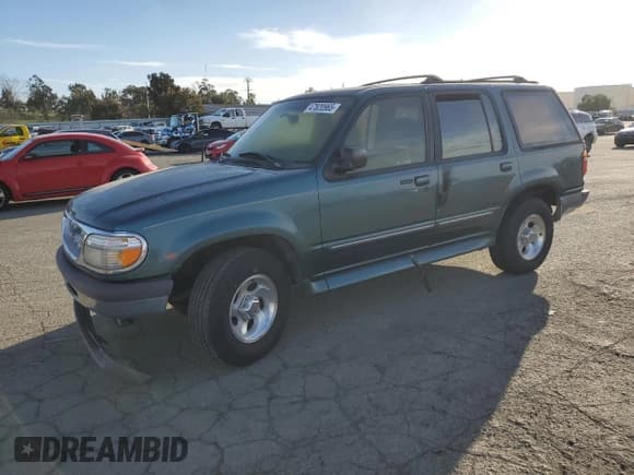 ✅ 1997 Ford Explorer XL • VIN: 1FMDU32X5VUB03489 • Lot: 47820965. Wystawiony na Copart z przebiegiem 180 754 mil. Bezpłatny archiwum sprzedaży aukcyjnych z USA i szczegółowy raport historii pojazdu na DreamBid. Zdjęcie 1.