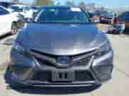 2021 Toyota Camry Hybrid SE z VIN 4T1G31AK6MU551359, wystawiony jako IAAI lot #42995923 z przebiegiem 54 373 mil mil oraz . Historia ofert i sprzedaży dostępna na DreamBid. Obrazek 12.