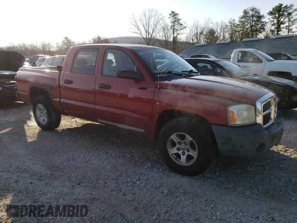 2007 Dodge Dakota ST with VIN 1D7HW28K67S263424, listed as a Copart auction lot 48543235 with 152,254 mi miles and Clean title. Bid and sale history available at DreamBid. Image 4.