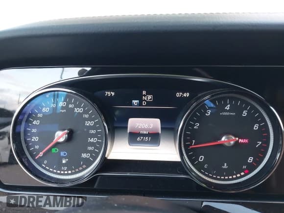 ✅ 2018 Mercedes-Benz E 400 • VIN: WDD1K6FB6JF040629 • Лот: 43422616. Опубликован ранее на IAAI с пробегом 67 151 миль. Бесплатный доступ к архиву аукционных продаж из США и подробный отчёт об истории автомобиля на DreamBid. Изображение 7.