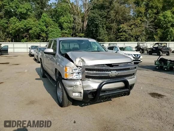 ✅ 2008 Chevrolet Silverado 1500 LTZ • VIN: 2GCEK133681101586 • Lot: 75098234. Listed on Copart with 188,518 mi. Free auction sales archive from the USA and detailed vehicle history report at DreamBid. Image 10.