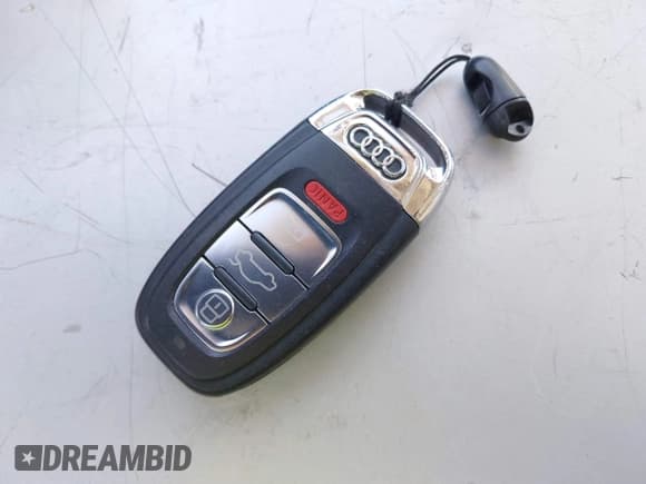 ✅ 2014 Audi Q5 Premium Plus • VIN: WA1DGAFP5EA058740 • Lot: 41734443. Listed on IAAI with 129,878 mi. Free auction sales archive from the USA and detailed vehicle history report at DreamBid. Image 11.