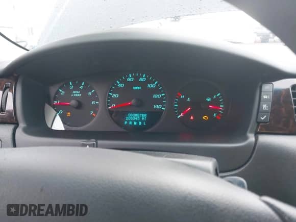 ✅ 2012 Chevrolet Impala LS Fleet • VIN: 2G1WF5E3XC1170795 • Lot: 43631735. Wystawiony na IAAI z przebiegiem 205 045 mil mil. Skorzystaj z bezpłatnego archiwum sprzedaży aukcyjnych z USA i zobacz szczegółowy raport historii pojazdu na DreamBid. Zdjęcie 7.