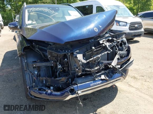 ✅ 2022 Mercedes-Benz GLS 450 • VIN: 4JGFF5KE1NA635210 • Lot: 42369149. Listed on IAAI with 27,239 mi. Free auction sales archive from the USA and detailed vehicle history report at DreamBid. Image 6.