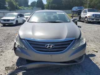 2014 Hyundai Sonata GLS с VIN 5NPEB4AC7EH879152, выставлен на аукционе Copart как лот 84478585 с пробегом 162 760 миль миль и Списание • Salvage title. История ставок и продаж доступна на DreamBid. Изображение 5.