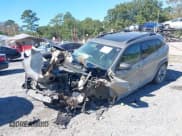 ✅ 2019 Jeep Cherokee Trailhawk • VIN: 1C4PJMBX1KD251067 • Lot: 43497885. Wystawiony na IAAI z przebiegiem 110 215 mil. Bezpłatny archiwum sprzedaży aukcyjnych z USA i szczegółowy raport historii pojazdu na DreamBid. Zdjęcie 6.