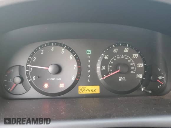 2005 Hyundai Elantra GLS z VIN KMHDN46D25U968715, wystawiony jako Copart lot #77871704 z przebiegiem 223 498 mil mil oraz Szkoda całkowita • Salvage title. Historia ofert i sprzedaży dostępna na DreamBid. Obrazek 9.