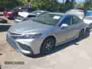 2022 Toyota Camry SE z VIN 4T1G11AK5NU018670, wystawiony jako IAAI lot #43344974 z przebiegiem 122 219 mil mil oraz . Historia ofert i sprzedaży dostępna na DreamBid. Obrazek 18.