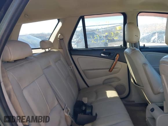 ✅ 2006 Saturn VUE • VIN: 5GZCZ63476S898452 • Lot: 41701887. Wystawiony na IAAI z przebiegiem Nie podano. Bezpłatny archiwum sprzedaży aukcyjnych z USA i szczegółowy raport historii pojazdu na DreamBid. Zdjęcie 8.