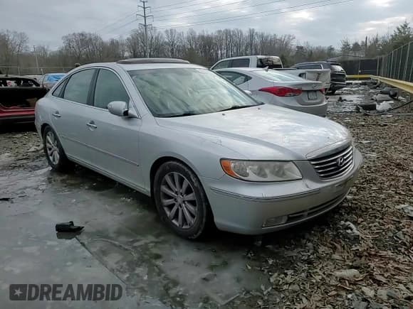 ✅ 2009 Hyundai Azera Limited • VIN: KMHFC46F99A343316 • Lot: 47958075. Listed on Copart with 163,668 mi. Free auction sales archive from the USA and detailed vehicle history report at DreamBid. Image 11.