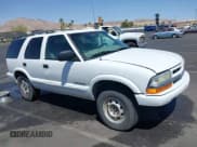 ✅ 2004 Chevrolet Blazer LS • VIN: 1GNDT13XX4K139559 • Lot: 42126705. Wystawiony na IAAI z przebiegiem 197 460 mil. Bezpłatny archiwum sprzedaży aukcyjnych z USA i szczegółowy raport historii pojazdu na DreamBid. Zdjęcie 13.