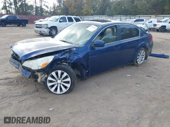 ✅ 2010 Subaru Legacy Limited Moon • VIN: 4S3BMBK69A3217847 • Lot: 43722513. Wystawiony na IAAI z przebiegiem 261 492 mil. Bezpłatny archiwum sprzedaży aukcyjnych z USA i szczegółowy raport historii pojazdu na DreamBid. Zdjęcie 2.