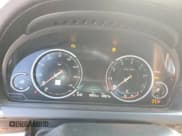 ✅ 2018 BMW 6 Series 640i • VIN: WBA6F1C54JGT83730 • Lot: 77209284. Wystawiony na Copart z przebiegiem 30 871 mil. Bezpłatny archiwum sprzedaży aukcyjnych z USA i szczegółowy raport historii pojazdu na DreamBid. Zdjęcie 9.