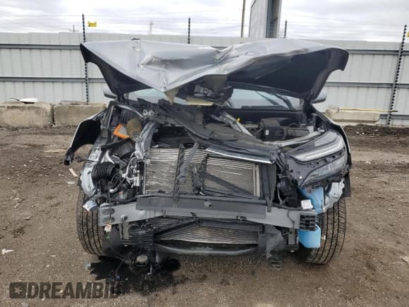 ✅ 2023 Chevrolet Equinox LT • VIN: 3GNAXTEG4PL161933 • Lot: 64218575. Wystawiony na Copart z przebiegiem 27 050 mil. Bezpłatny archiwum sprzedaży aukcyjnych z USA i szczegółowy raport historii pojazdu na DreamBid. Zdjęcie 5.