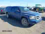 2009 Dodge Dakota z VIN 1D7HW32P59S719362, wystawiony jako IAAI lot #41776499 z przebiegiem 203 352 mil mil oraz . Historia ofert i sprzedaży dostępna na DreamBid. Obrazek 1.