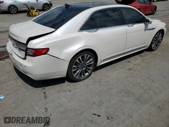 ✅ 2019 Lincoln Continental Select • VIN: 1LN6L9SK2K5607488 • Lot: 65395285. Listed on Copart with 75,341 mi. Free auction sales archive from the USA and detailed vehicle history report at DreamBid. Image 3.