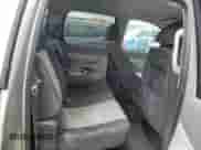 2009 Chevrolet Silverado 1500 LS z VIN 3GCEK13C59G206239, wystawiony jako Copart lot #57182505 z przebiegiem 391 993 mil mil oraz Czysty tytuł • Clean title. Historia ofert i sprzedaży dostępna na DreamBid. Obrazek 10.